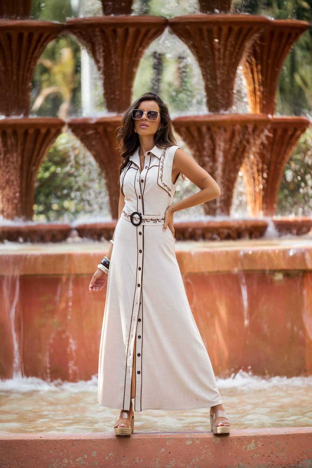 VESTIDO COLIBRÍ CAMALEÓNICA