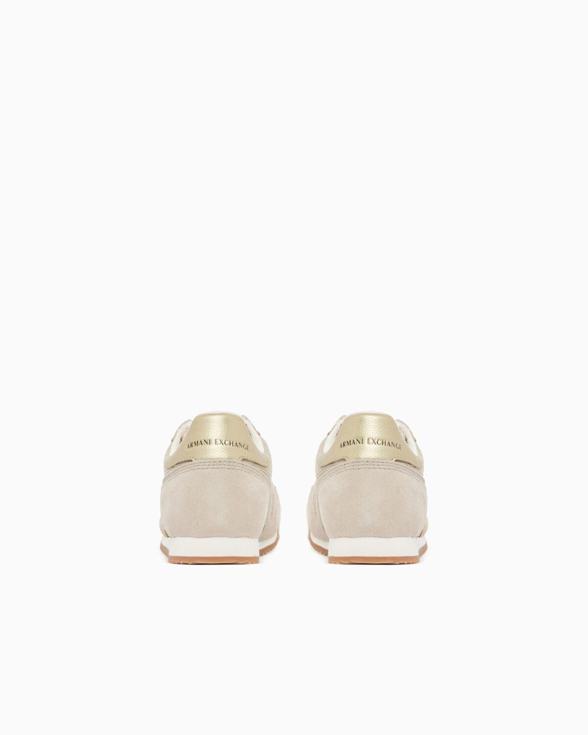 Zapatillas de serraje y malla con cordones y suela de goma Armani Exchange - Beige