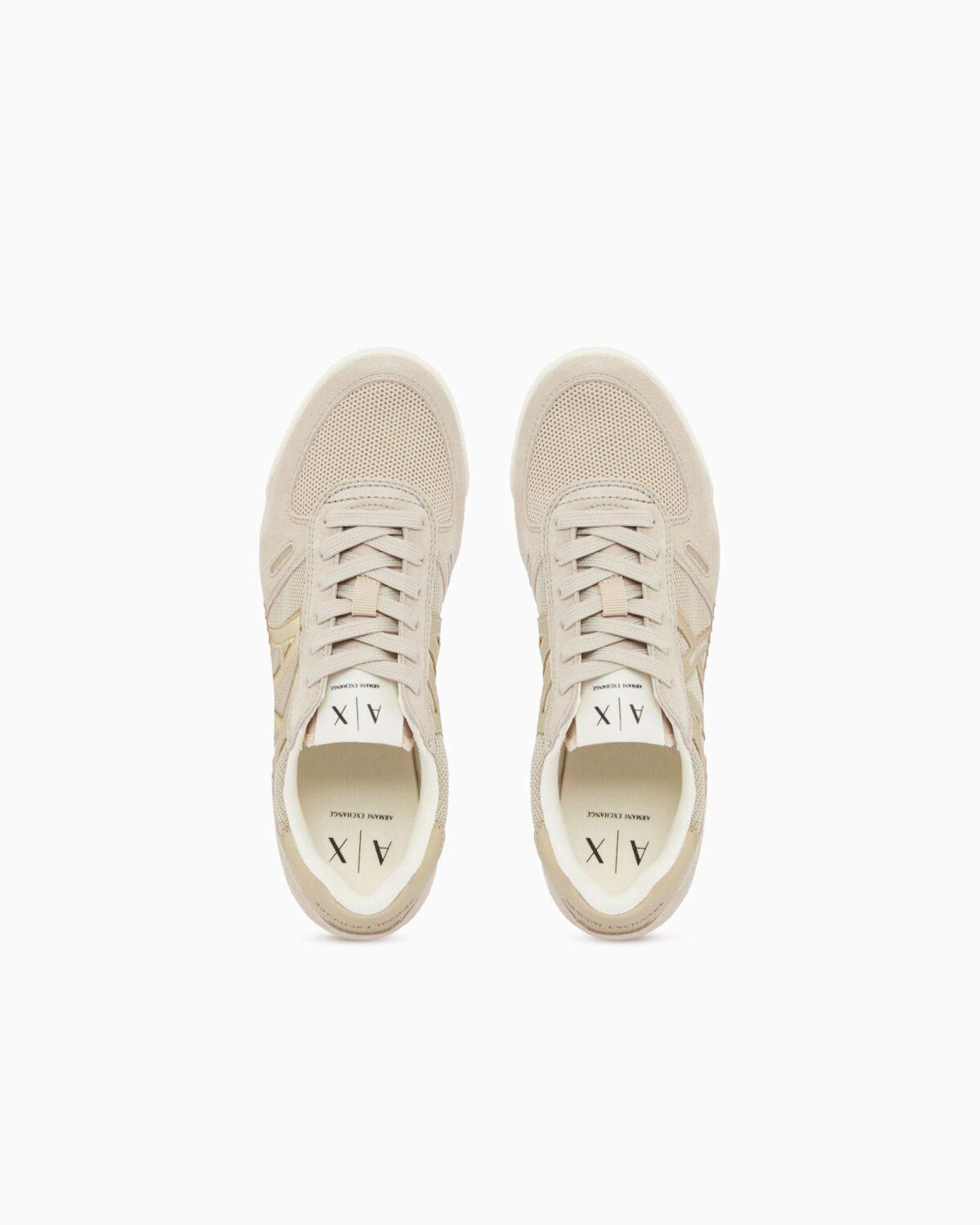 Zapatillas de serraje y malla con cordones y suela de goma Armani Exchange - Beige