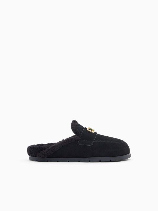 Zuecos de serraje con forro de pelo y detalle metálico Armani Exchange - Negro